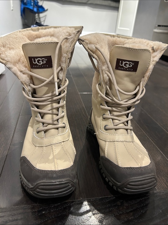 UGG Shoes - UGG Women's Tan & Dark Brown Shearling-Lined Winter Lace-Up Boots